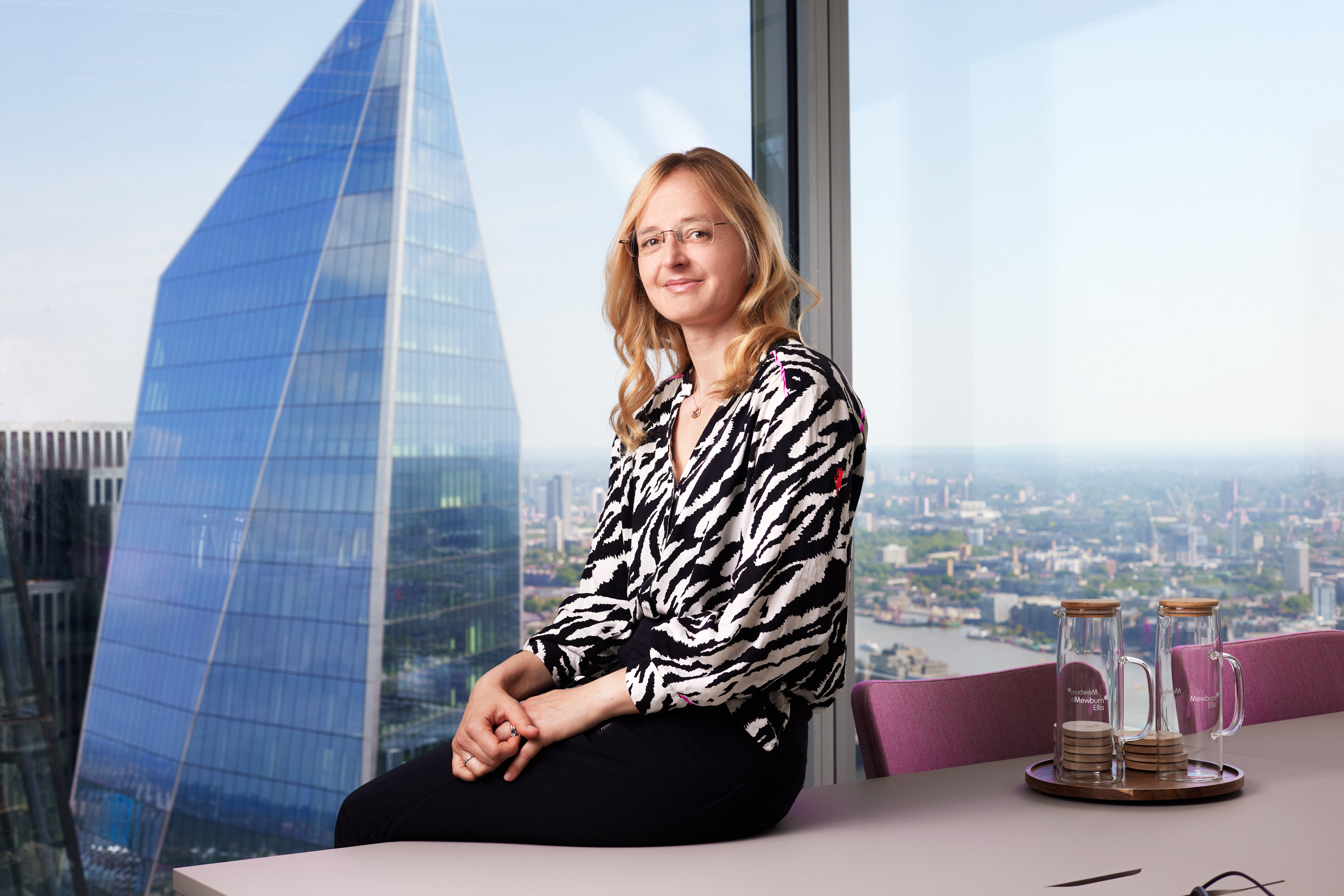 Camille Terfve 8 Bishopsgate informal photoshoot 2